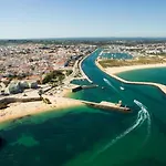 A42 - Trindade In *