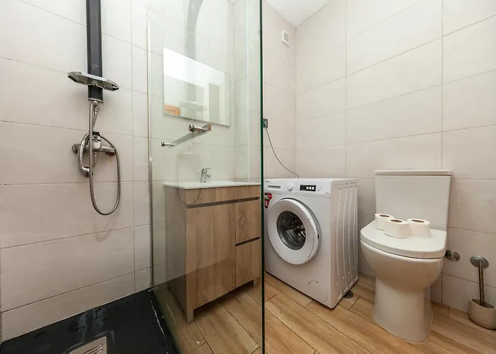 A42 - Trindade In Lägenhet