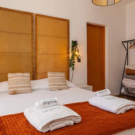 A42 - Trindade In * Лагуш